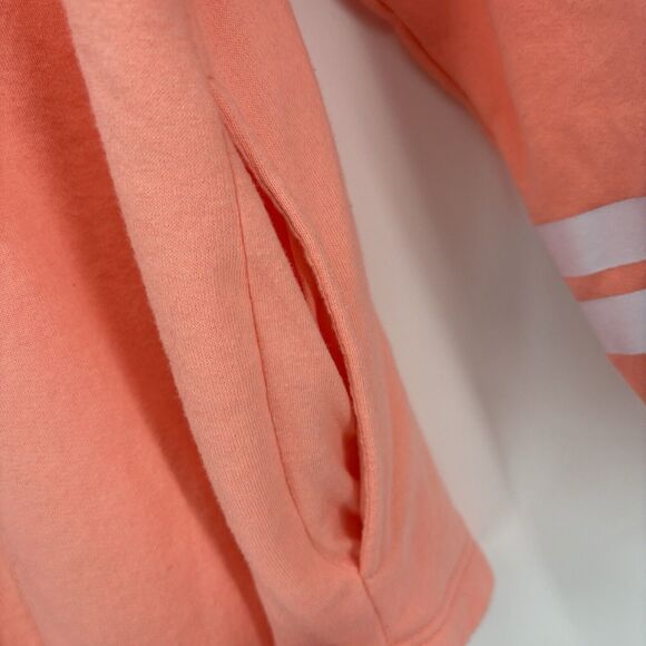 Victoria's Secret PINK Varsity Fleece Logo LargeQuarter Snap Mock Neck - Picture 3 of 8